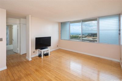 A1204 - 46-255 Kahuhipa Street, Home with 2 bedrooms, 1 bathrooms and 1 parking in Kaneohe HI | Image 3