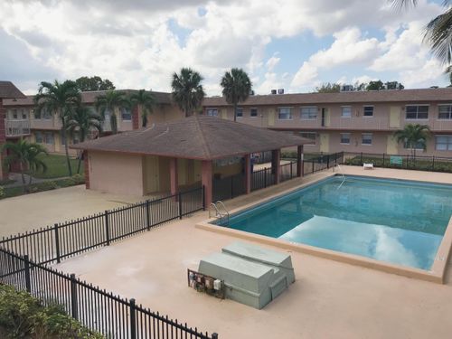 m196-95 Ne 41st St, Oakland Park, FL, 33334-1398 | Card Image