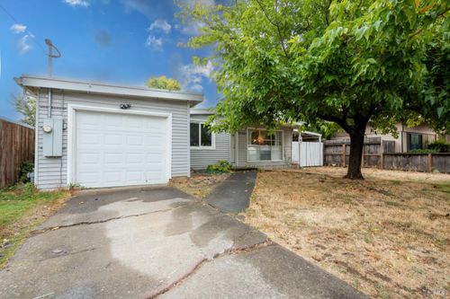 1655 Lockwood Drive, Ukiah, CA, 95482 | Card Image