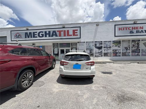 225 W 21st St, Hialeah, FL, 33010-2516 | Card Image