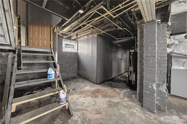 3540 E 154 Th St, Home with 6 bedrooms, 3 bathrooms and null parking in Cleveland OH | Image 40