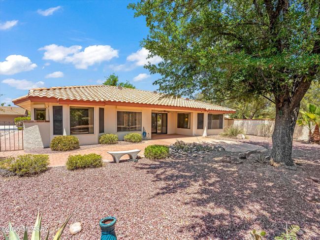 34-Back Patio & Yard | Image 33