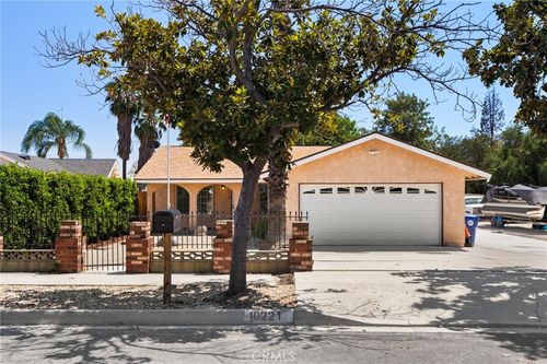 10221 26th St, Rancho Cucamonga, CA, 91730-4713 | Card Image