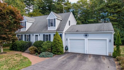 8 Bachant Way, Wareham, MA, 02571-1988 | Card Image
