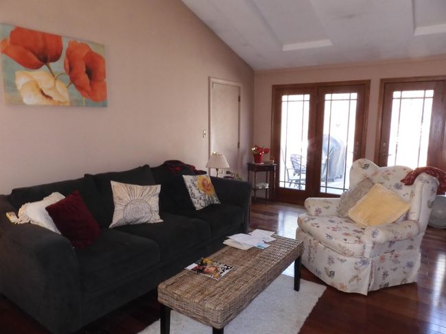 87 N Lowell Rd, House other with 3 bedrooms, 1 bathrooms and null parking in Windham NH | Image 4