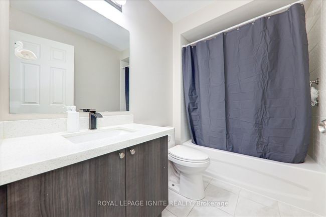 2 - 2603 Deputy Minister Path, Condo with 3 bedrooms, 3 bathrooms and 1 parking in Oshawa ON | Image 24