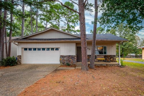 40 Prince Dr, Maumelle, AR, 72113-6126 | Card Image