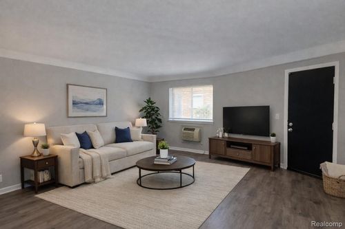 629 W Maple Rd, Clawson, MI, 48017-1188 | Card Image