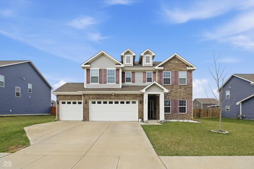 2268 Maple Stone Ln, Greenwood, IN, 46143-3835 | Card Image