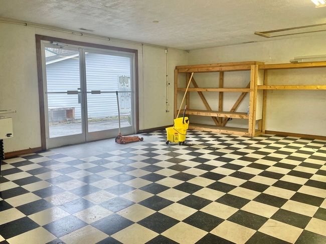 37037 Governor G C Peery Hwy, Home with 0 bedrooms, 0 bathrooms and 10 parking in Bluefield VA | Image 15