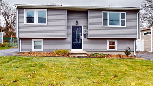 69 Cushing St, North Providence, RI, 02904-5359 | Card Image