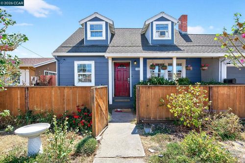 2312 Granada Ct, Pinole, CA, 94564-1813 | Card Image