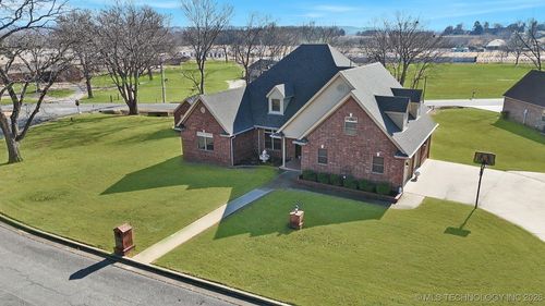607 Sterling Hill Dr, Fort Gibson, OK, 74434-8230 | Card Image