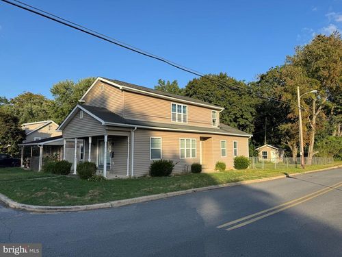1400 Vine St, READING, PA, 19606-1045 | Card Image