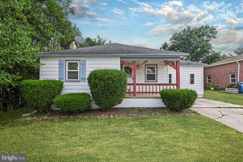 17 Schoolhouse Ln, Windsor, PA, 17366-9724 | Card Image