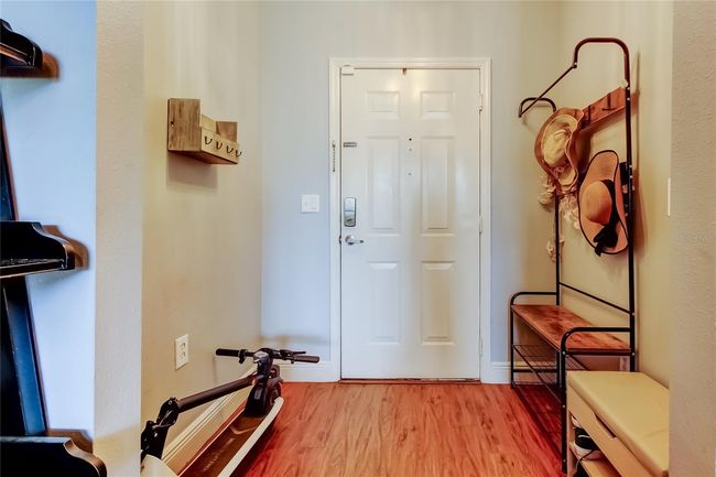 APT-9303 - 1910 E Palm Ave, Condo with 2 bedrooms, 2 bathrooms and null parking in TAMPA FL | Image 4