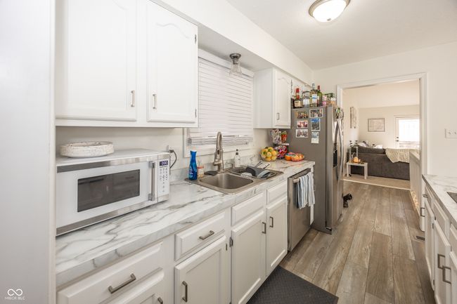 615 Conner Creek Dr, Condo with 2 bedrooms, 2 bathrooms and null parking in Fishers IN | Image 10