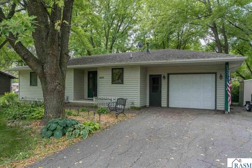 400 2nd Ave, Pemberton, MN, 56078-9732 | Card Image
