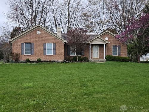 15 Webbshaw Dr, Dayton, OH, 45458-4615 | Card Image
