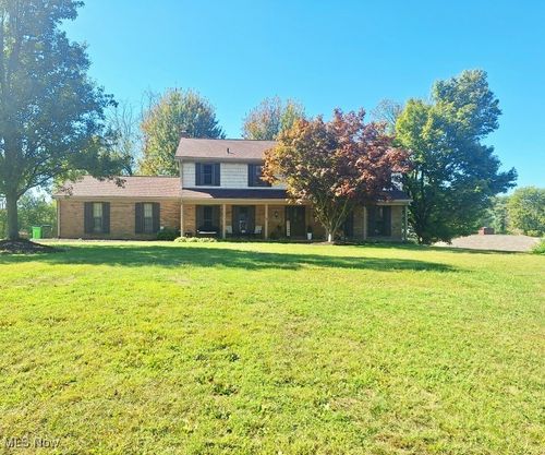 1141 Las Olas Blvd Nw, North Canton, OH, 44720-6134 | Card Image