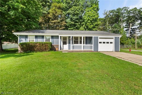 1484 Erie Ave, Akron, OH, 44312-4502 | Card Image
