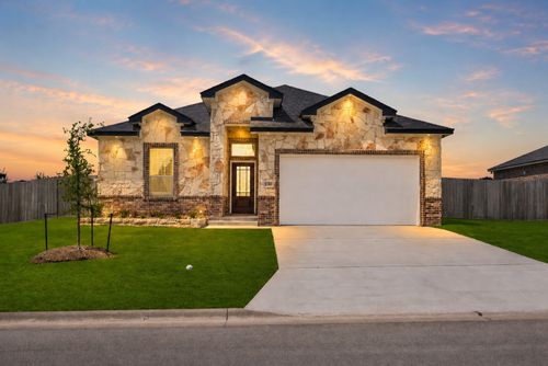 130 Lasso Loop, Lorena, TX, 76655-4486 | Card Image