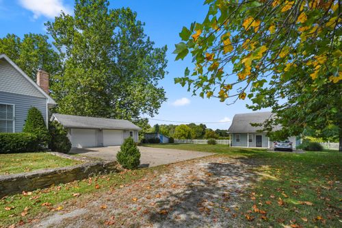 10196 State Road 48, Aurora, IN, 47001-8709 | Card Image