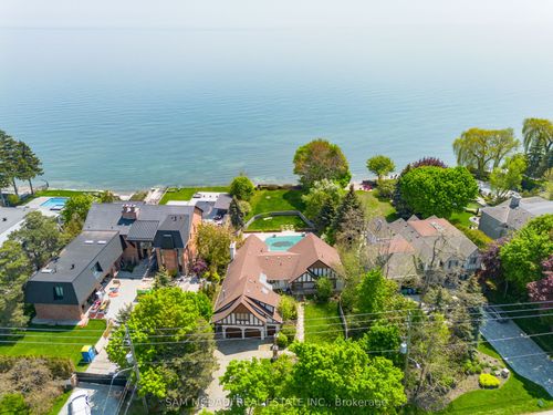 1588 Watersedge Rd, Mississauga, ON, L5J1A4 | Card Image