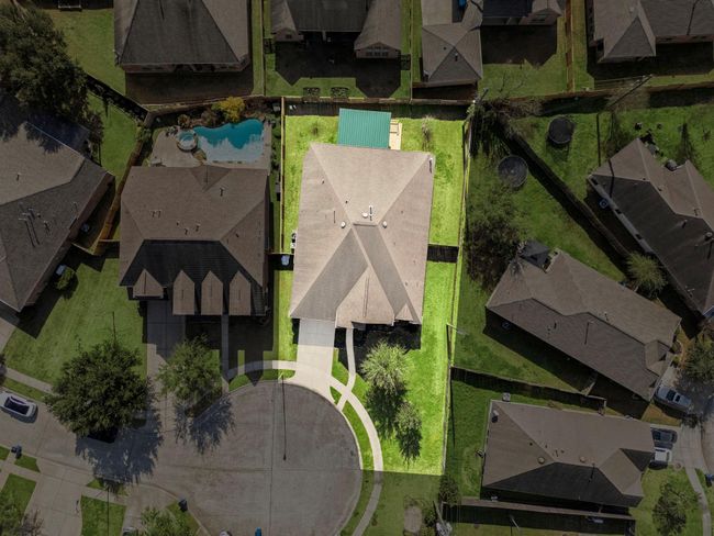 Situated in a vast, cul-de-sac lot, the property offers privacy and accessibility, perfectly positioned for enjoying Spring Trails' community amenities. | Image 38
