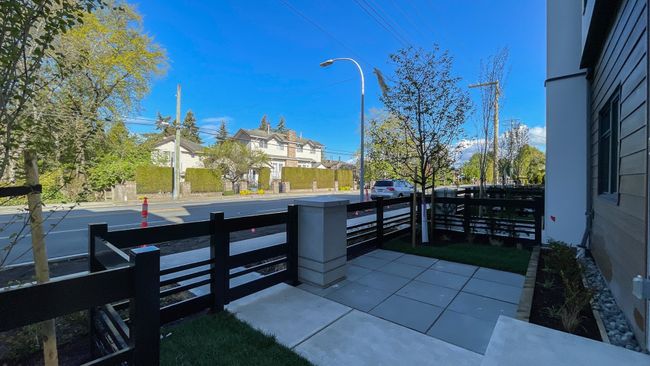 25 - 7580 No. 1 Road, Townhouse with 3 bedrooms, 3 bathrooms and 2 parking in Richmond BC | Image 2