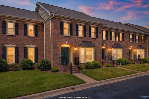 202 Beauchamp Pl Sw, Huntsville, AL, 35802-4526 | Card Image