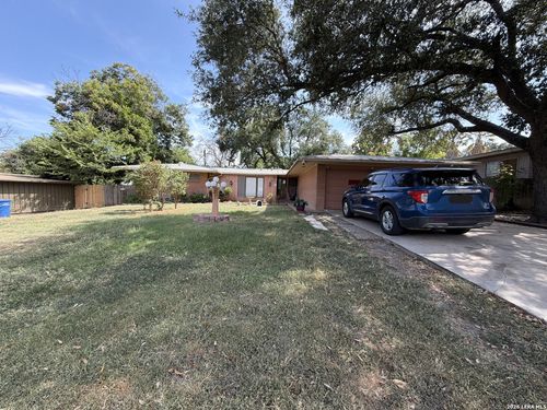 114 Maplewood Ln, San Antonio, TX, 78216-6723 | Card Image