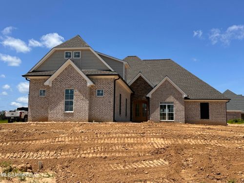 1735 Bakersfield Way, Nesbit, MS, 38651-2521 | Card Image