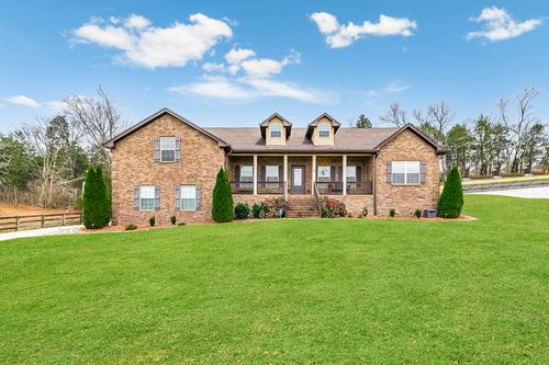 525 Bridle Path Ln, Hartsville, TN, 37074-3585 | Card Image