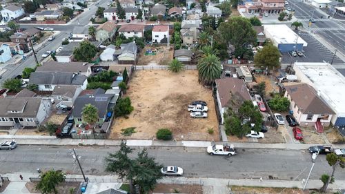 327 Arkansas St, Vallejo, CA, 94590-3801 | Card Image