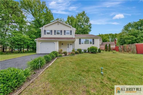6 Sherry Ct, Edison, NJ, 08820-1771 | Card Image