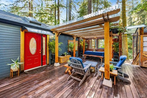 123 Redwood Ave, Camp Meeker, CA, 95419 | Card Image