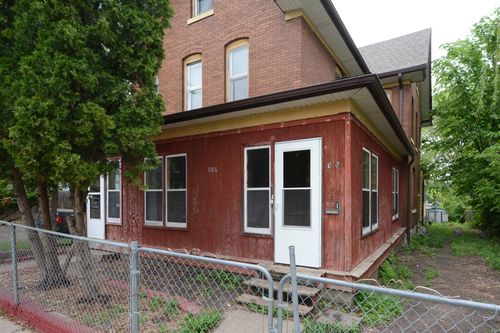 986 Galtier St, Saint Paul, MN, 55117-5149 | Card Image