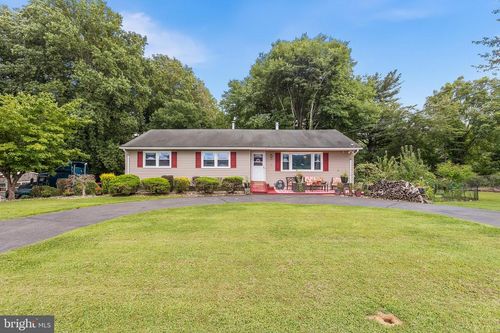 7 Chambers Rd, Millstone Township, NJ, 08510-2216 | Card Image