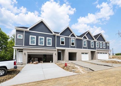 2-2841 Forest View Ct, Monroe, OH, 45050 | Card Image