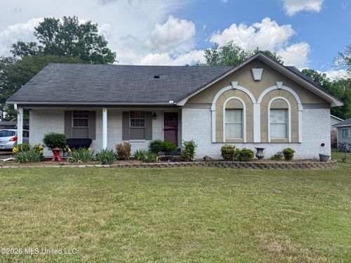 8512 Bridgewood Drive, Southaven, MS, 38671 | Card Image