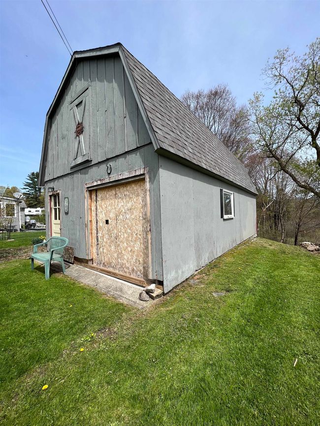 235 Blissville Rd, House other with 1 bedrooms, 1 bathrooms and null parking in Castleton VT | Image 29