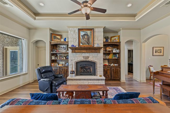 117 Birdie Dr, House other with 3 bedrooms, 2 bathrooms and null parking in Lipan TX | Image 6