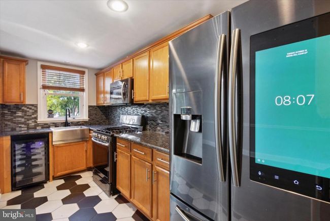 964 Argyle Rd, Townhouse with 3 bedrooms, 2 bathrooms and null parking in DREXEL HILL PA | Image 6