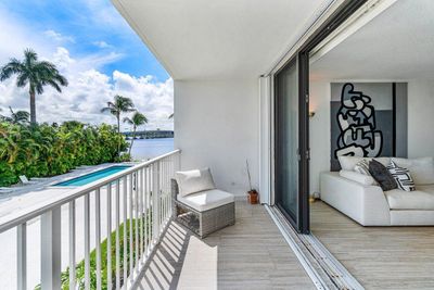 209 - 2860 S Ocean Boulevard, Condo with 1 bedrooms, 1 bathrooms and null parking in Palm Beach FL | Image 1