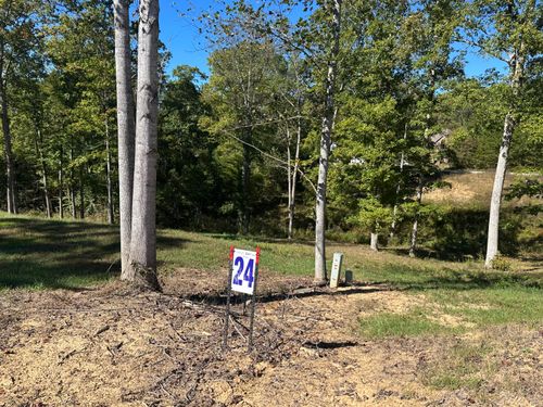 24 Cliff Line Dr, London, KY, 40741-7811 | Card Image