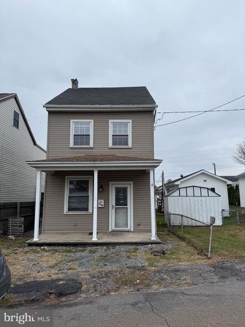 120 S Middle St, FRACKVILLE, PA, 17931-1821 | Card Image