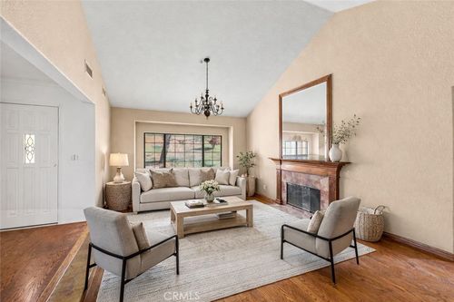 34754 Ellenan Ave, Acton, CA, 93510-1326 | Card Image