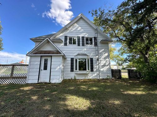 5003 51 Ave, Lougheed, AB, T0B2V0 | Card Image