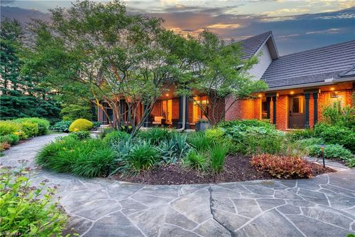 18 Fox Run Dr, Puslinch, ON, N0B2J0 | Card Image